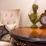 Classic Victorian Presidential Suite West Nanjing Rd