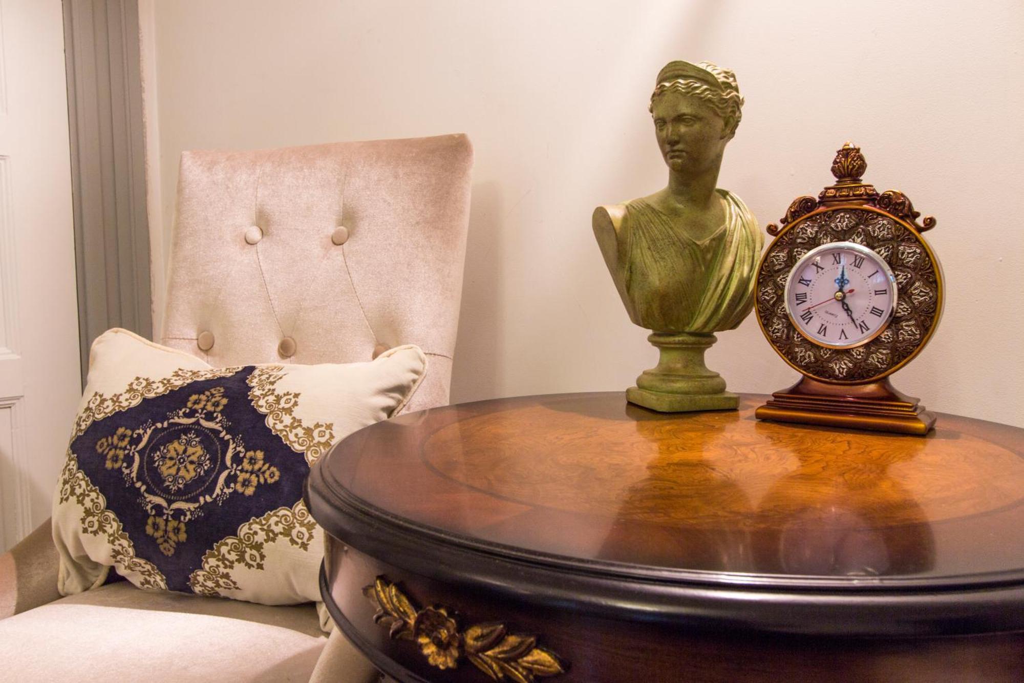 Apartment Classic Victorian Presidential West Nanjing Rd *